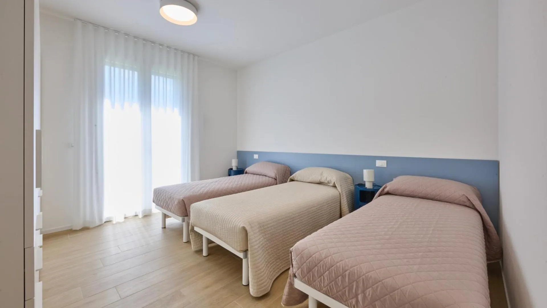 Sunny Beach 03 Lido di Jesolo 0*,  İtalya